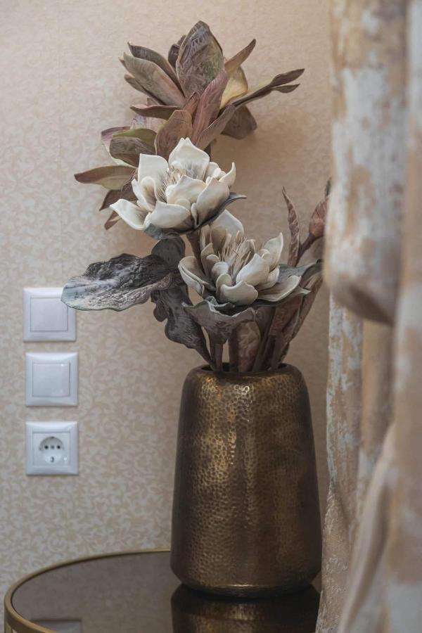 וולוס Goldenspace Exquisite Suite Near The Port מראה חיצוני תמונה