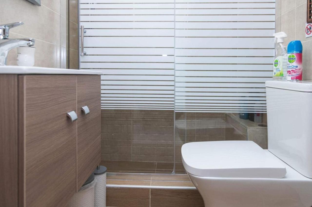 וולוס Goldenspace Exquisite Suite Near The Port מראה חיצוני תמונה