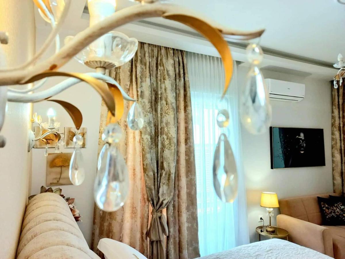 וולוס Goldenspace Exquisite Suite Near The Port מראה חיצוני תמונה