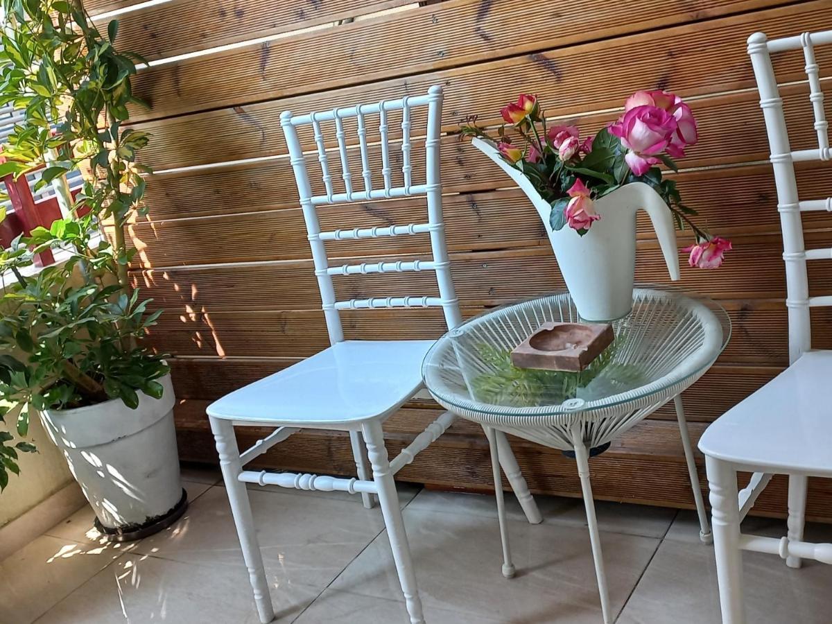 וולוס Goldenspace Exquisite Suite Near The Port מראה חיצוני תמונה